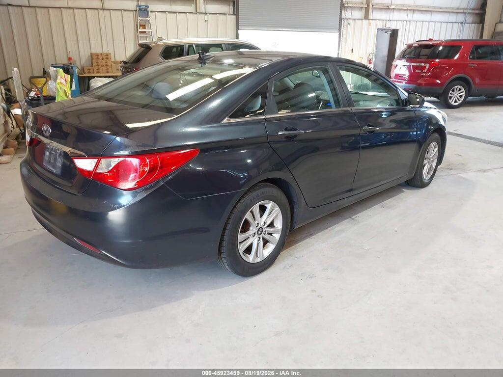 5NPEB4AC3DH739808 2013 HYUNDAI SONATA photo no. 4