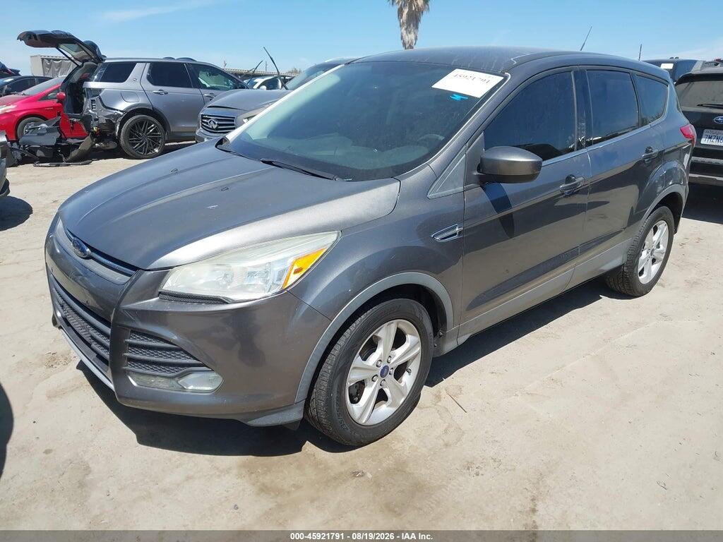 1FMCU0GX4DUC55149 2013 FORD ESCAPE photo no. 2