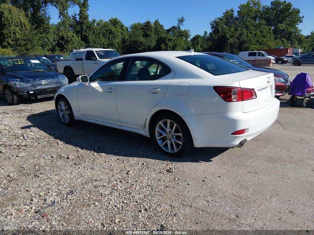 JTHCE5C2XD5003052 2013 LEXUS IS 350 photo no. 3