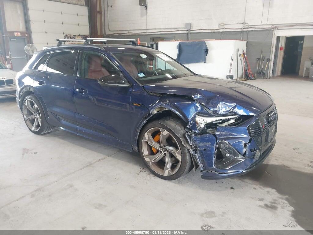 WA1ACBGE3PB010488 2023 AUDI E-TRON S photo no. 1