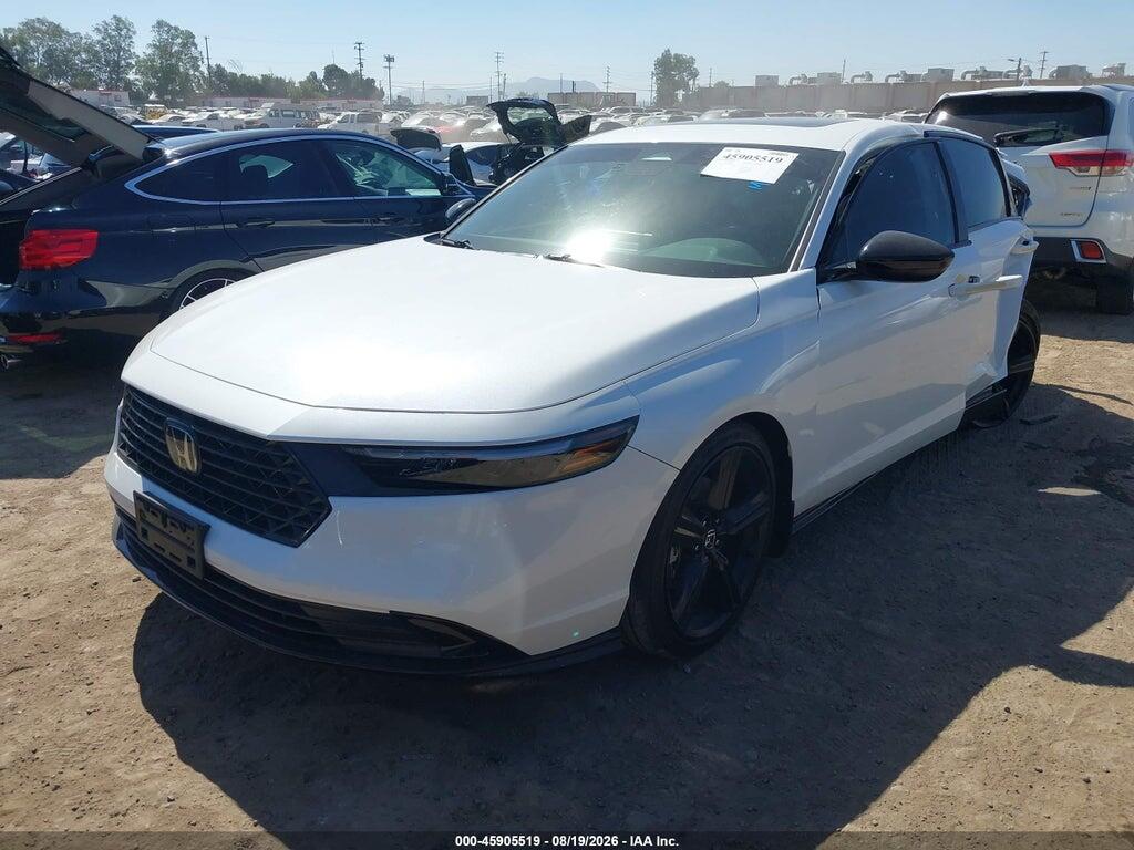 1HGCY2F7XPA045006 2023 HONDA ACCORD HYBRID photo no. 2
