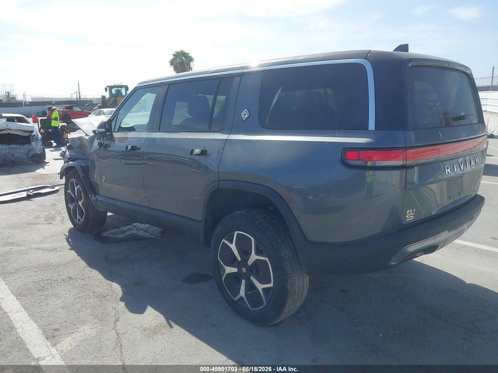 7PDSGABA8PN009096 2023 RIVIAN R1S photo no. 3