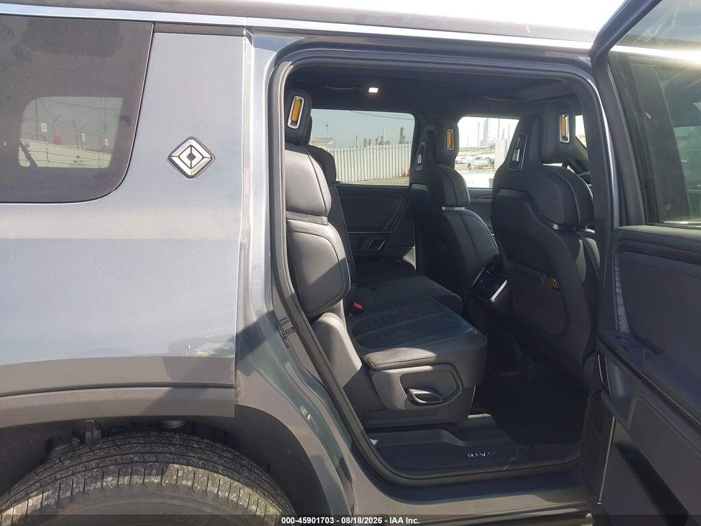 7PDSGABA8PN009096 2023 RIVIAN R1S photo no. 8