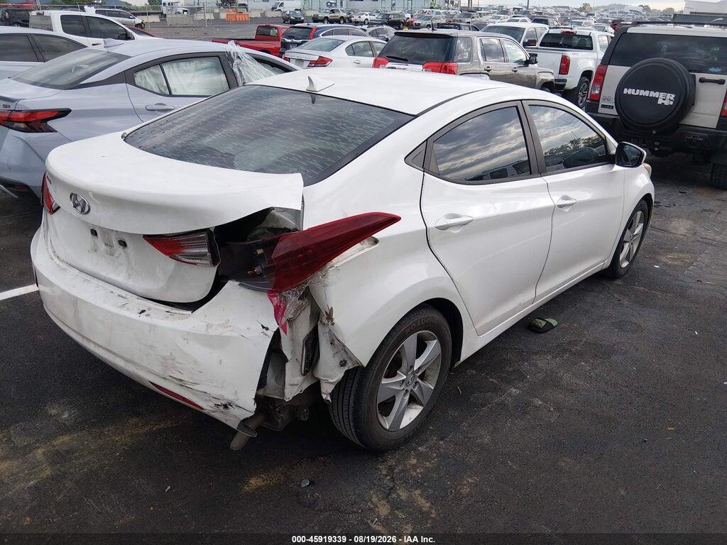 5NPDH4AE4DH175033 2013 HYUNDAI ELANTRA photo no. 4