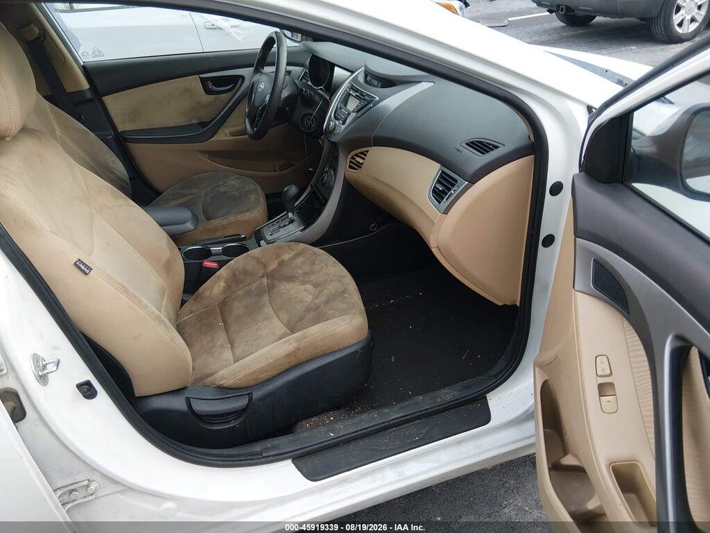 5NPDH4AE4DH175033 2013 HYUNDAI ELANTRA photo no. 5