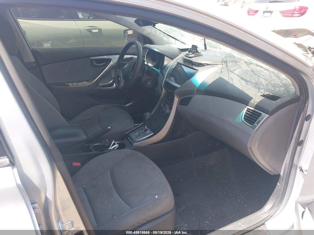 5NPDH4AE1DH260220 2013 HYUNDAI ELANTRA photo no. 5