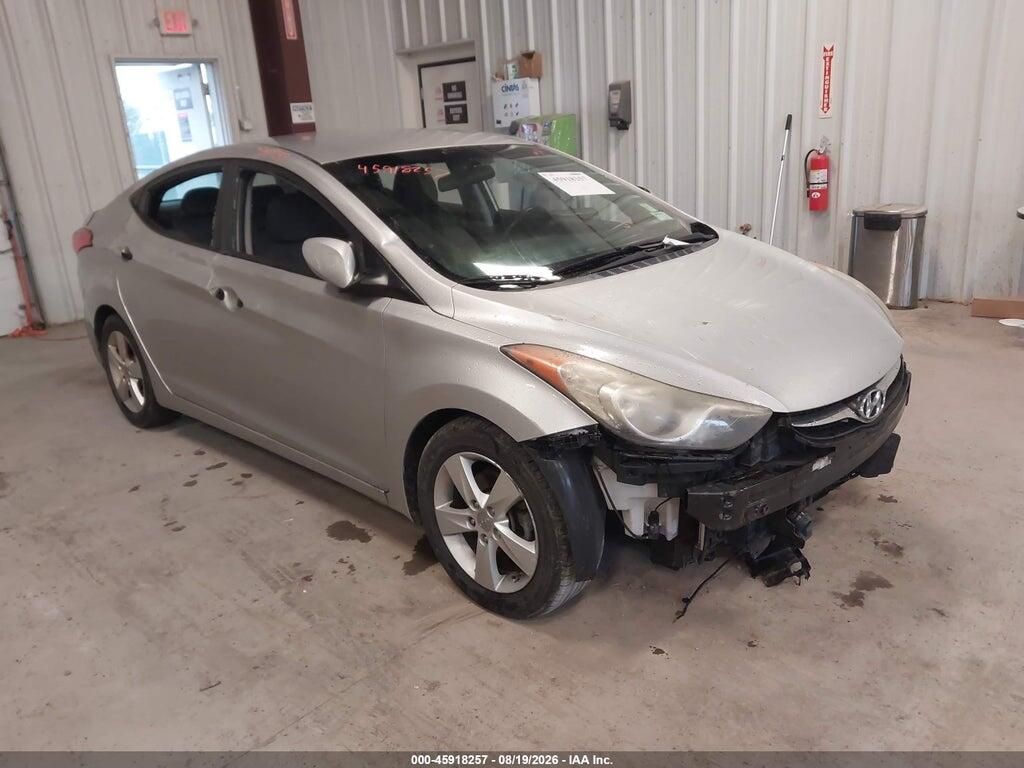 5NPDH4AE4DH353622 2013 HYUNDAI ELANTRA photo no. 1