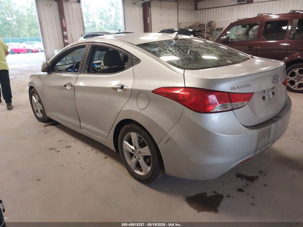 5NPDH4AE4DH353622 2013 HYUNDAI ELANTRA photo no. 3