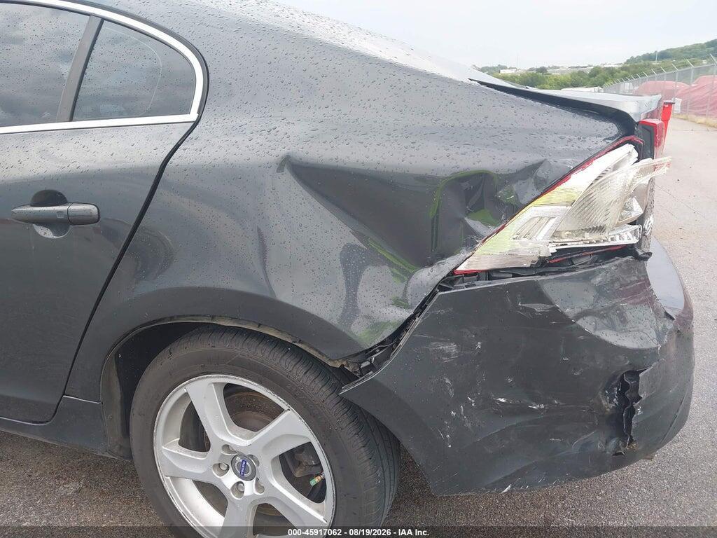 YV1612FS7D2199306 2013 VOLVO S60 photo no. 6