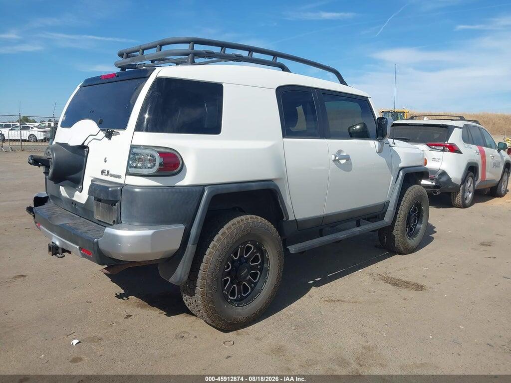 JTEBU4BF0DK158558 2013 TOYOTA FJ CRUISER photo no. 4
