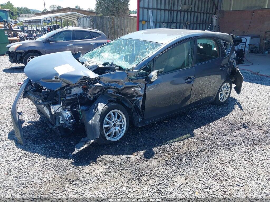 JTDZN3EU2D3230519 2013 TOYOTA PRIUS V photo no. 2