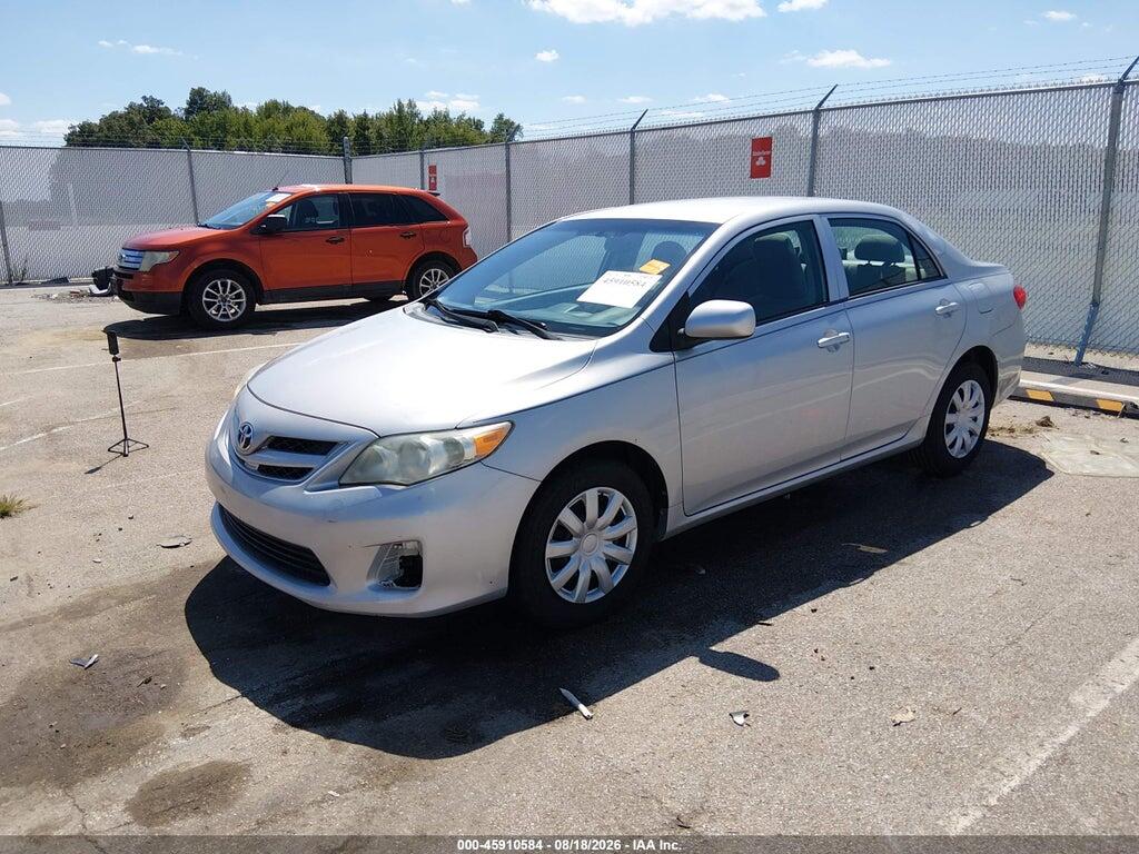 2T1BU4EE3DC988296 2013 TOYOTA COROLLA photo no. 2