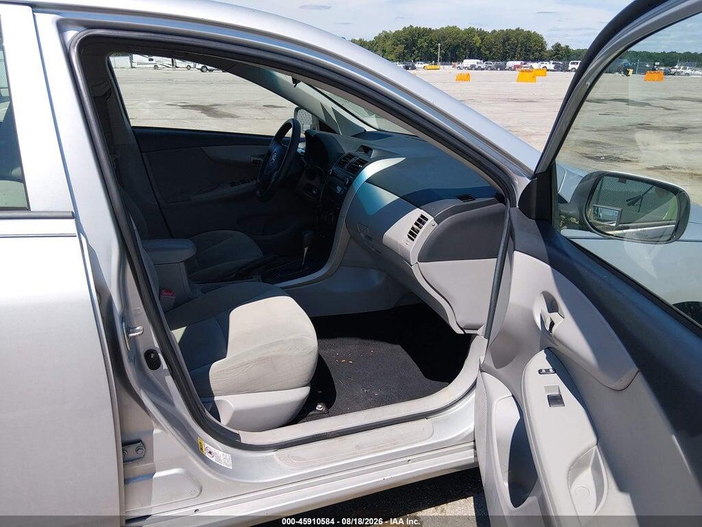 2T1BU4EE3DC988296 2013 TOYOTA COROLLA photo no. 5