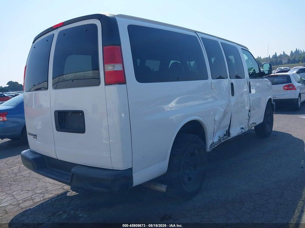 1GAWGPFA6D1161024 2013 CHEVROLET EXPRESS 2500 photo no. 4