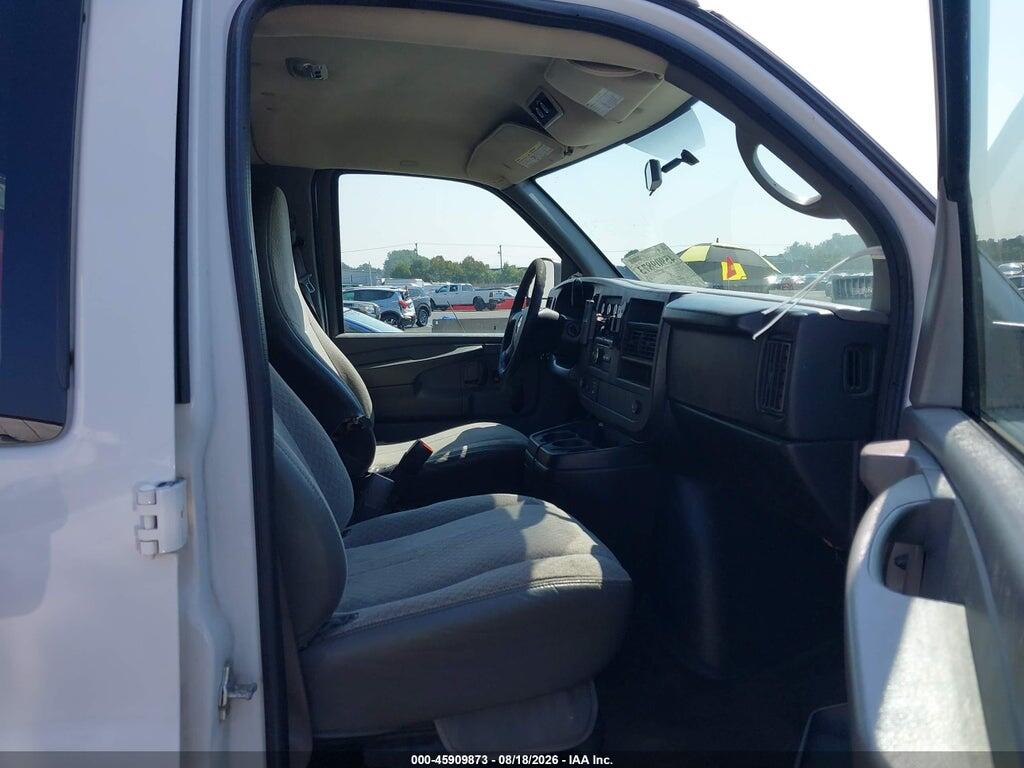 1GAWGPFA6D1161024 2013 CHEVROLET EXPRESS 2500 photo no. 5