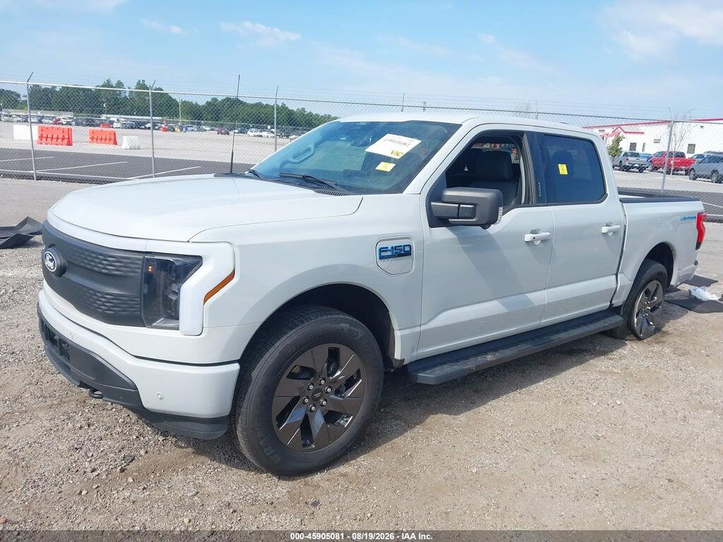 1FT6W3L79RWG24974 2024 FORD F-150 LIGHTNING photo no. 2
