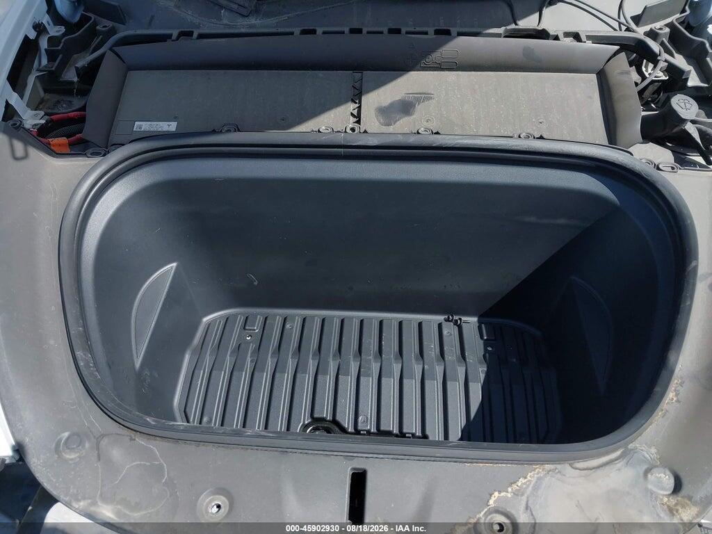 7SAYGDED8RF126531 2024 TESLA MODEL Y photo no. 10