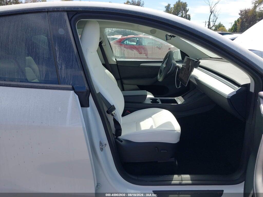 7SAYGDED8RF126531 2024 TESLA MODEL Y photo no. 5