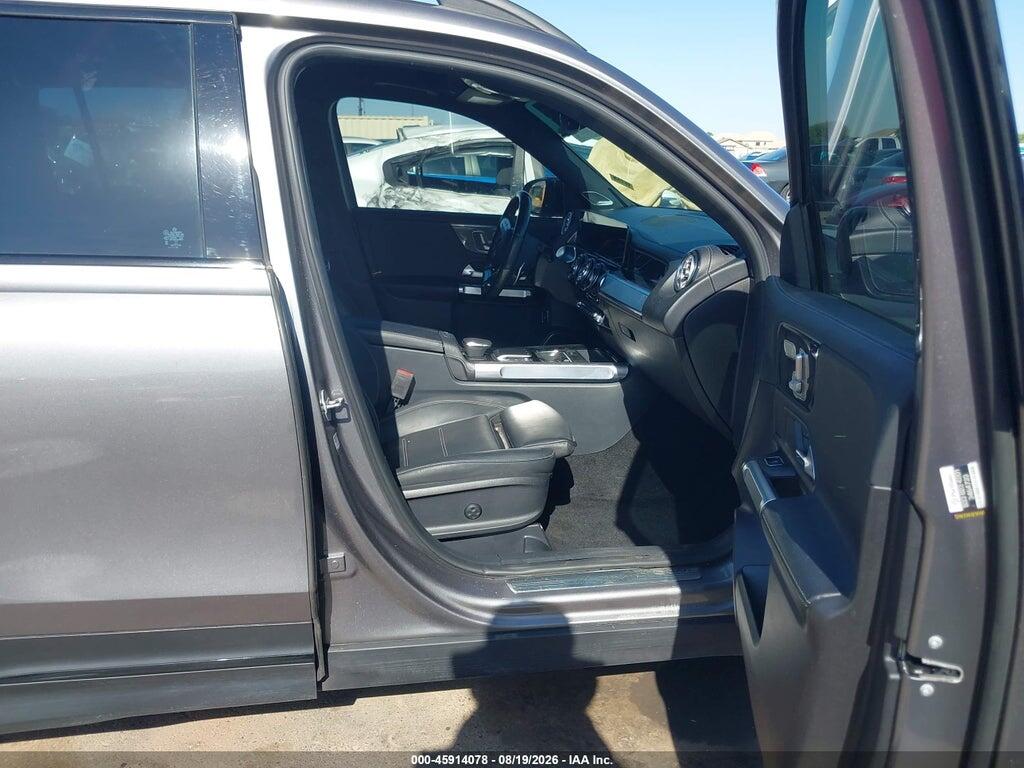 W1N4M5BB8MW116141 2021 MERCEDES-BENZ AMG GLB 35 photo no. 5