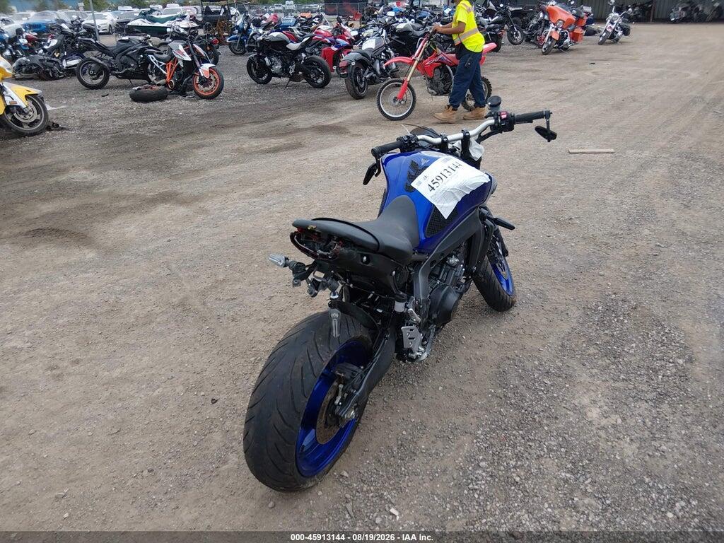 JYARN71E0MA000989 2021 YAMAHA MT09 photo no. 4