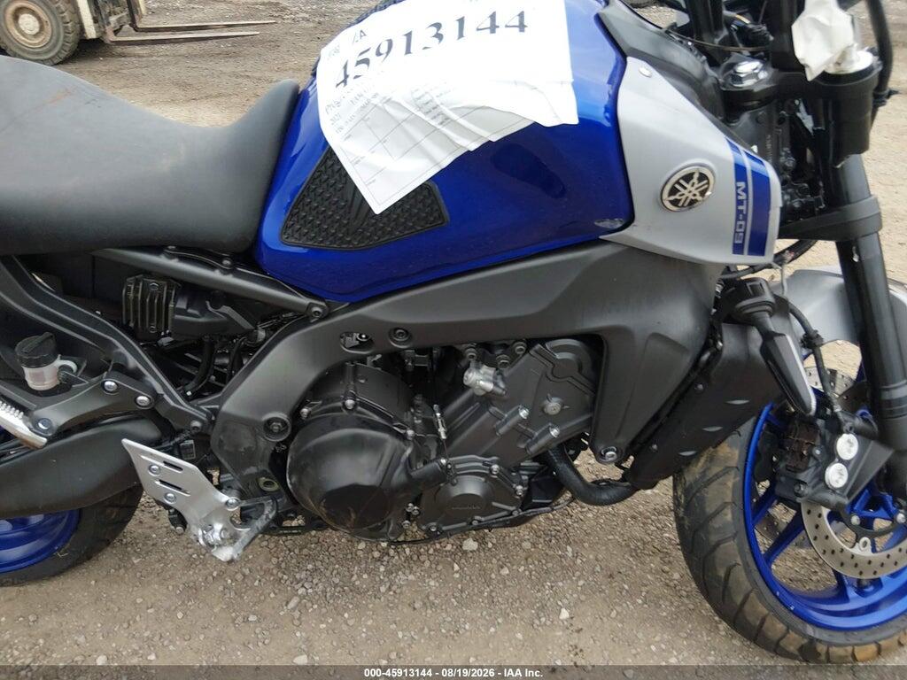 JYARN71E0MA000989 2021 YAMAHA MT09 photo no. 8