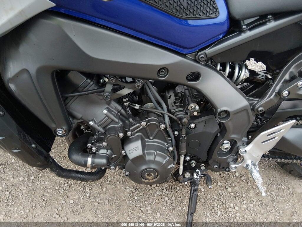 JYARN71E0MA000989 2021 YAMAHA MT09 photo no. 9