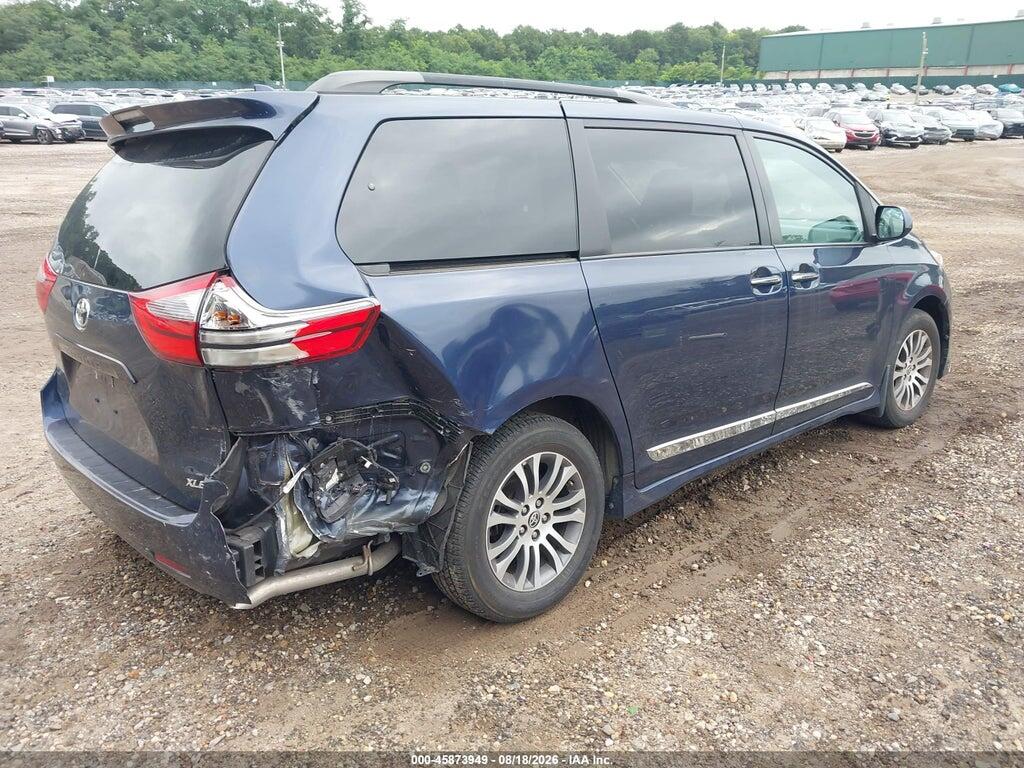 5TDYZ3DC2LS075248 2020 TOYOTA SIENNA photo no. 4