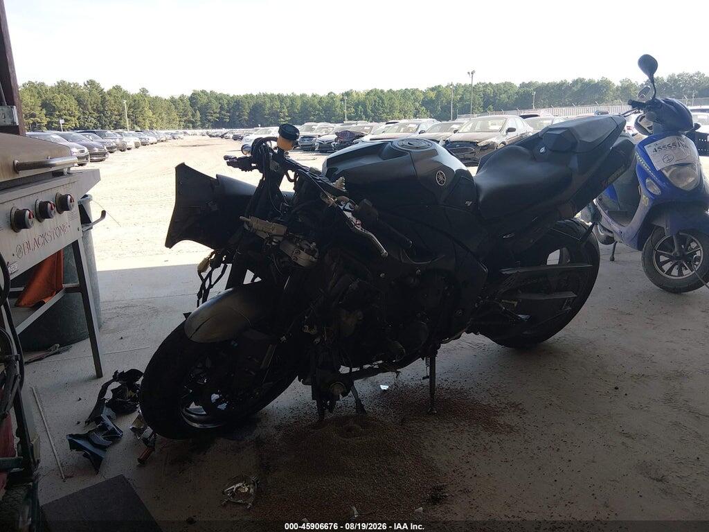 JYARN23E7DA015716 2013 YAMAHA YZFR1 photo no. 2