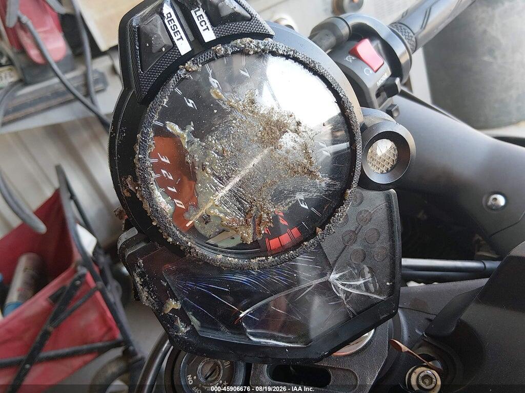 JYARN23E7DA015716 2013 YAMAHA YZFR1 photo no. 7