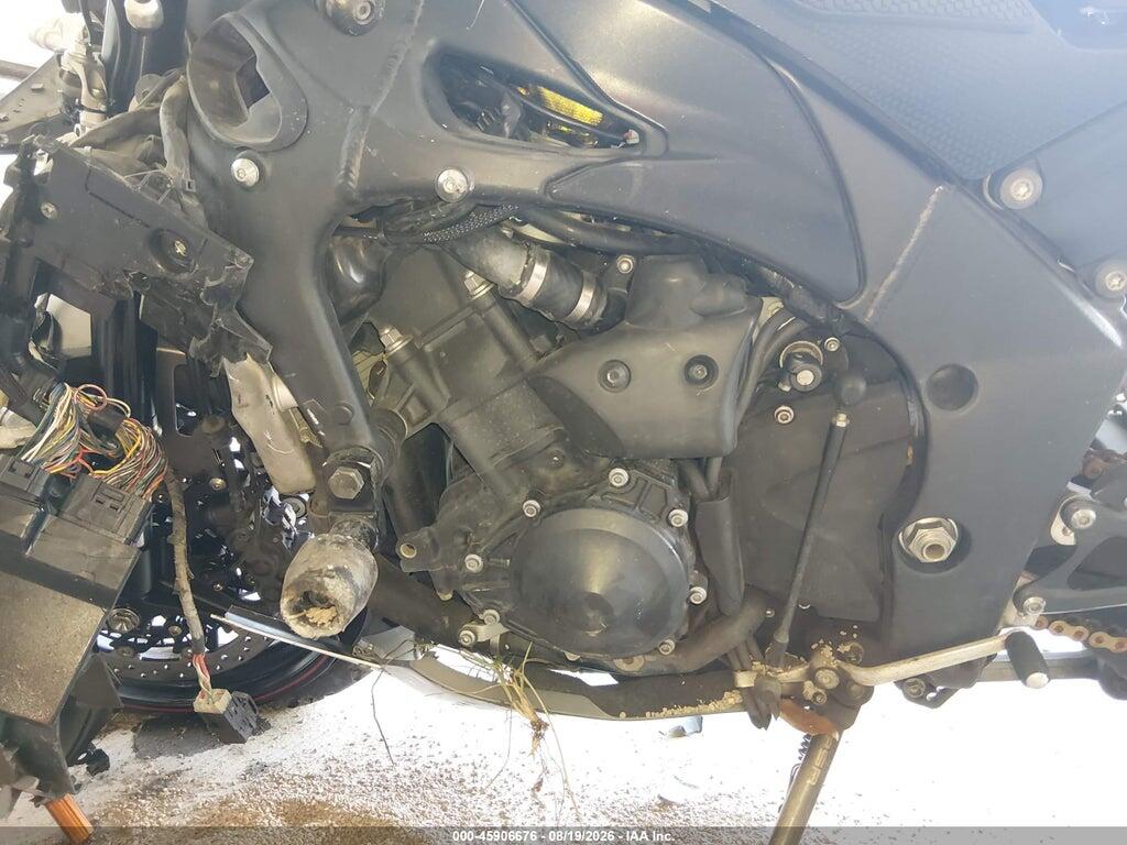 JYARN23E7DA015716 2013 YAMAHA YZFR1 photo no. 9
