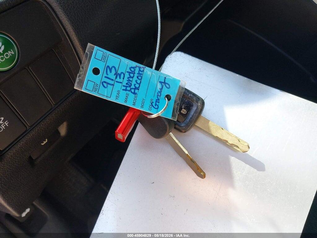 1HGCR2F39DA284911 2013 HONDA ACCORD photo no. 11