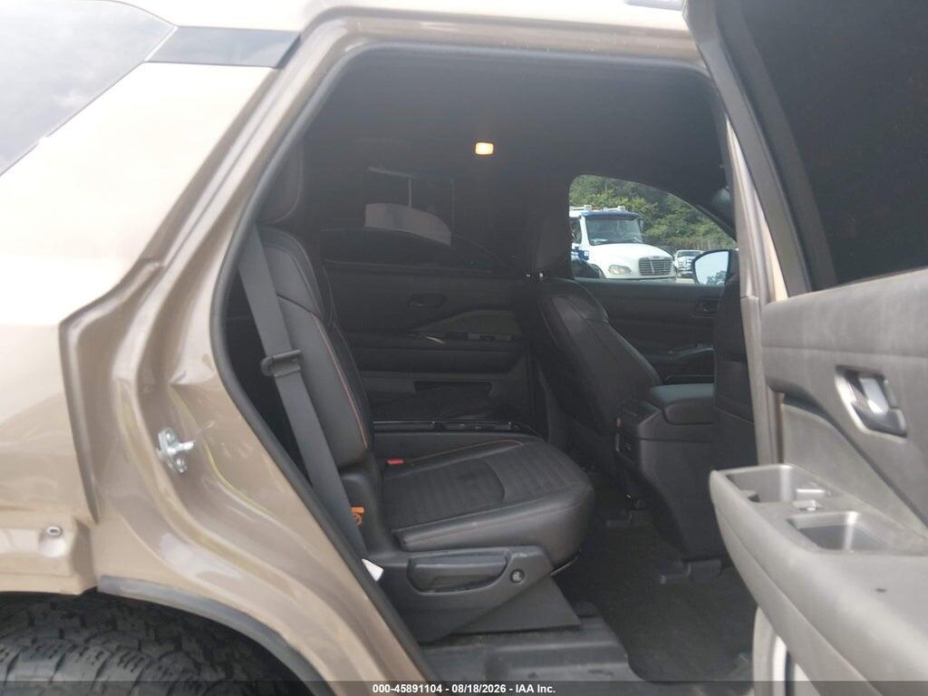5N1DR3BD9RC230460 2024 NISSAN PATHFINDER photo no. 8