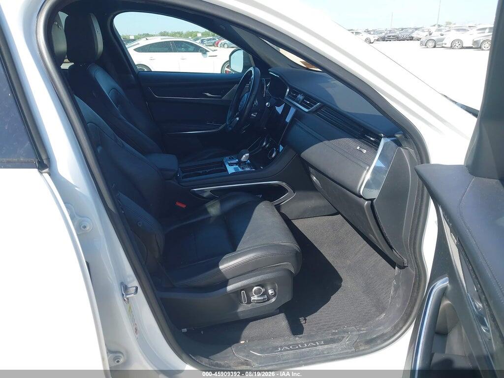 SADCJ2EU3MA664363 2021 JAGUAR F-PACE photo no. 5