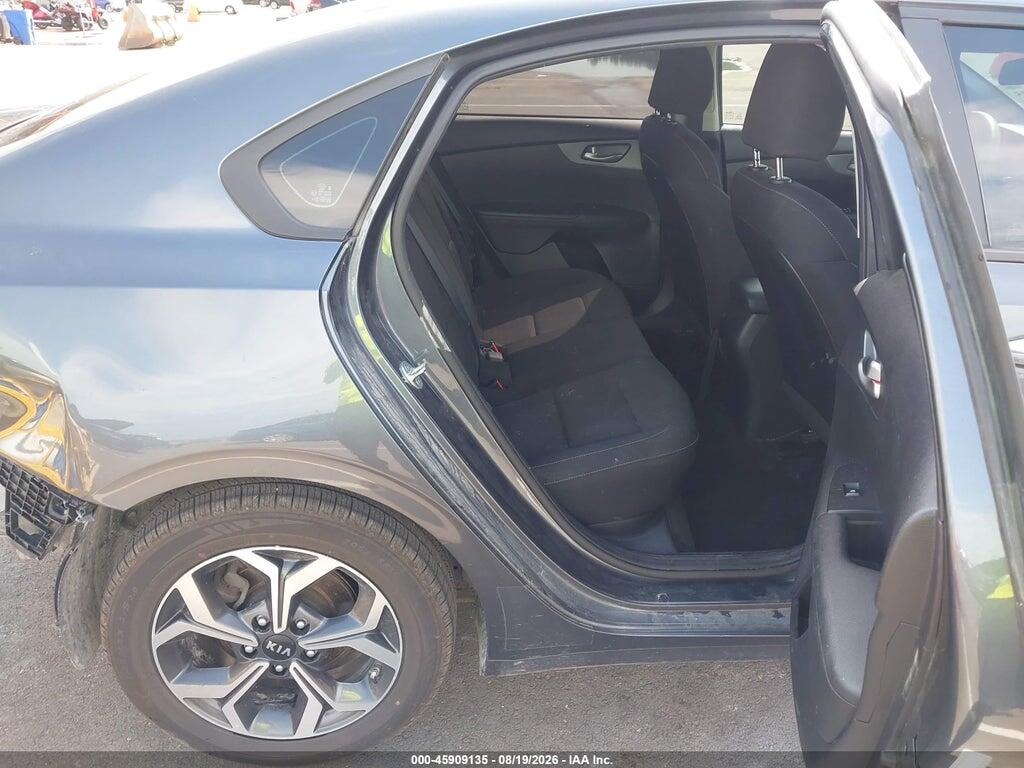 3KPF24AD4ME331271 2021 KIA FORTE photo no. 8