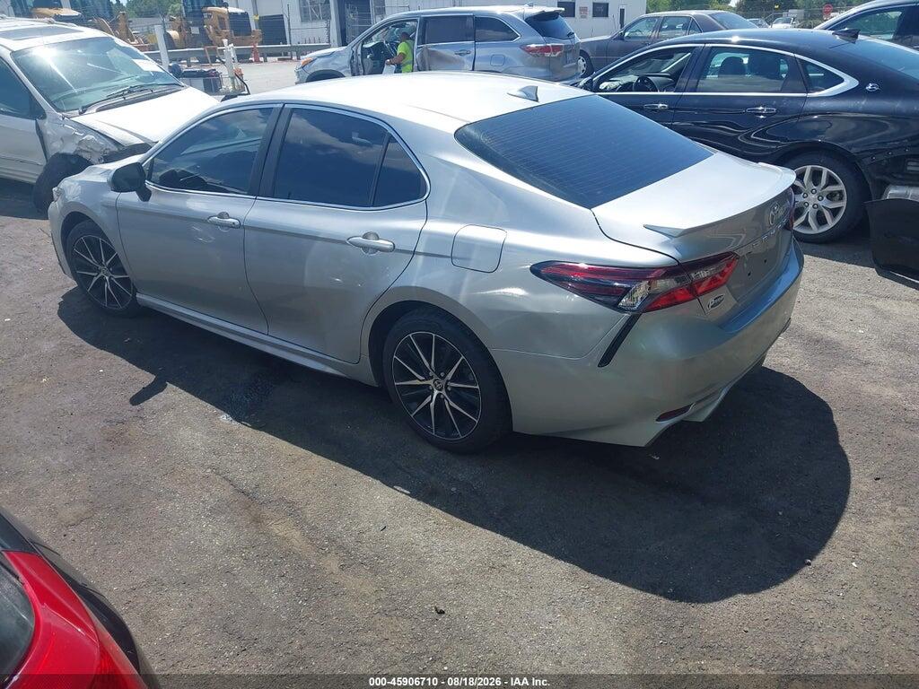 4T1G11AK3MU450849 2021 TOYOTA CAMRY photo no. 3