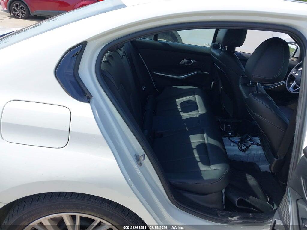 3MW89FF06P8C94259 2023 BMW 330I photo no. 8
