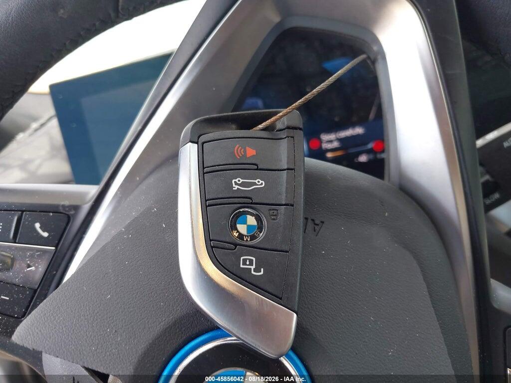 3MW39FF09P8C91303 2023 BMW 330E photo no. 11