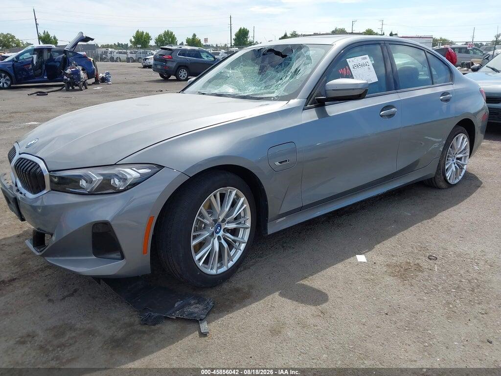 3MW39FF09P8C91303 2023 BMW 330E photo no. 2