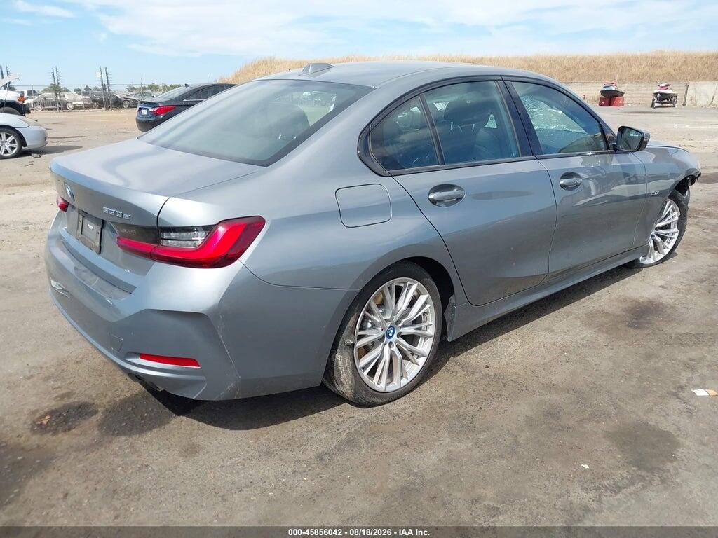 3MW39FF09P8C91303 2023 BMW 330E photo no. 4