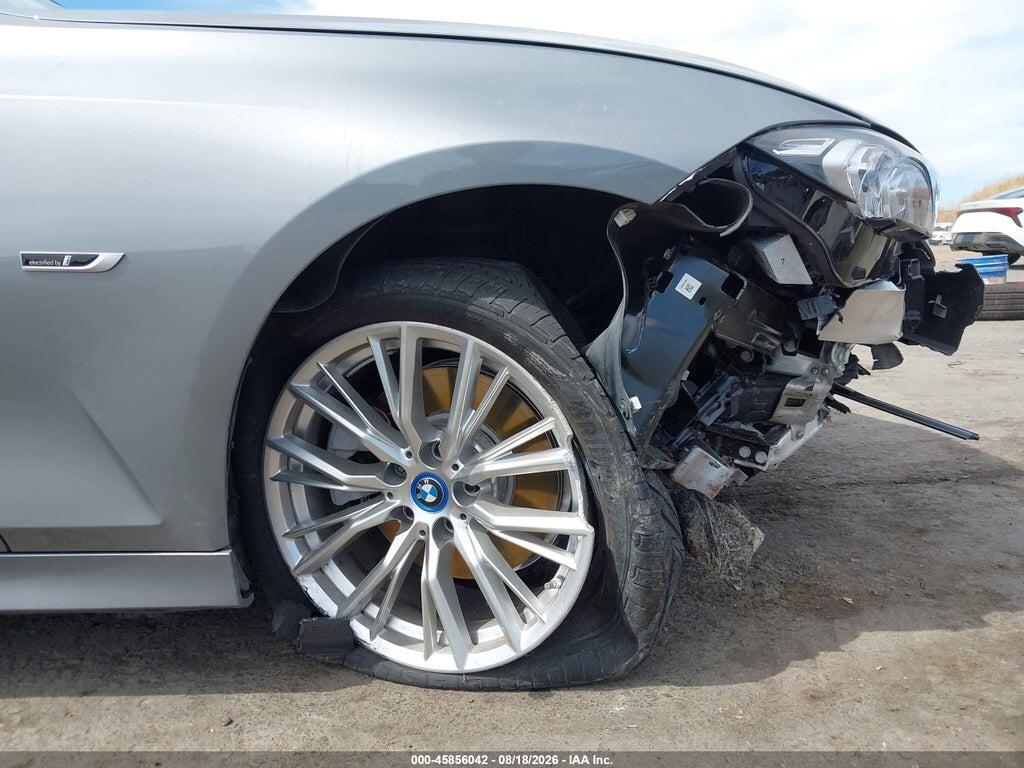 3MW39FF09P8C91303 2023 BMW 330E photo no. 6
