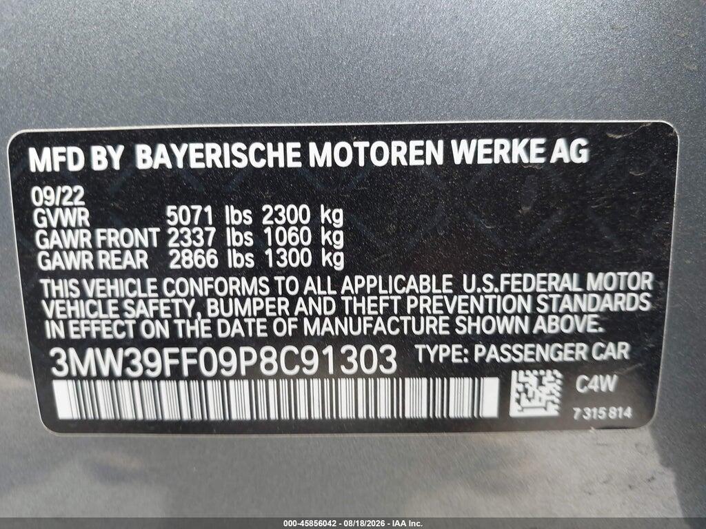 3MW39FF09P8C91303 2023 BMW 330E photo no. 9