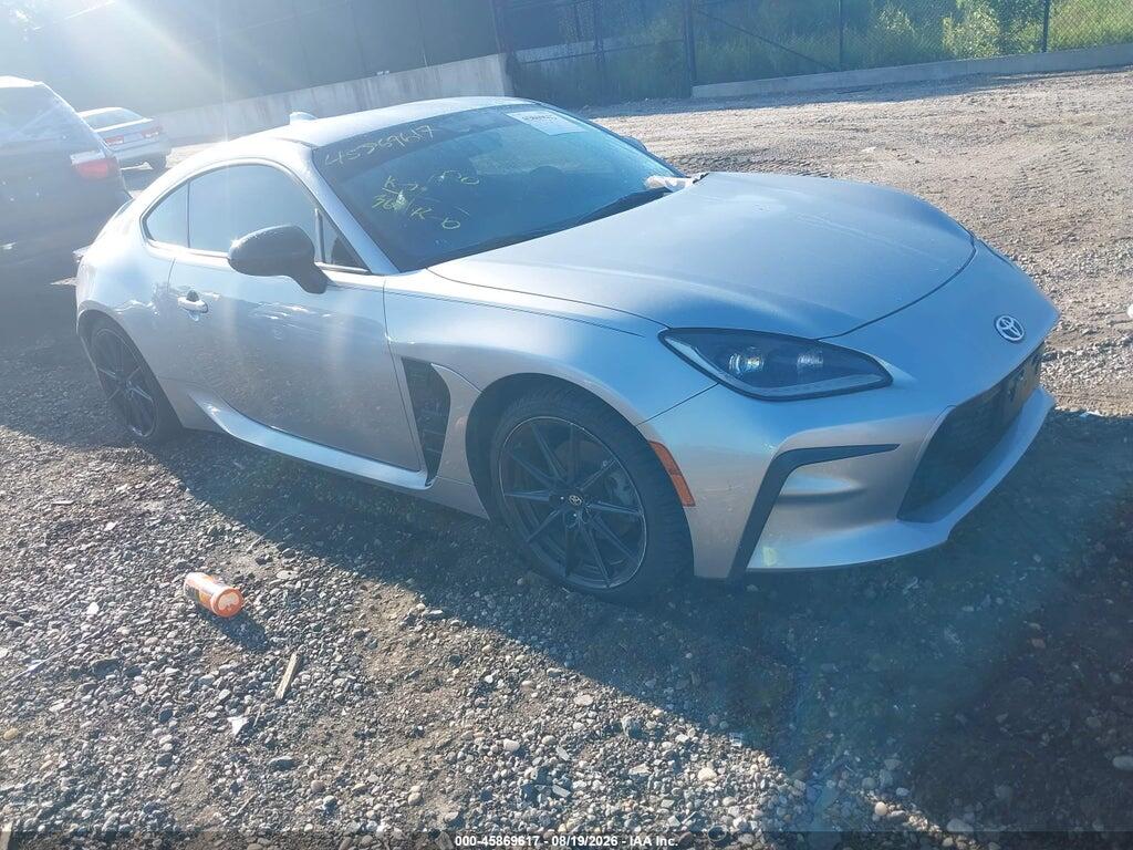 2024 TOYOTA GR86 JF1ZNBE11R9757638