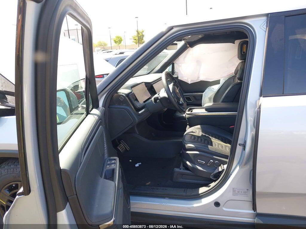 7FCTGAAL8RN032163 2024 RIVIAN R1T photo no. 5