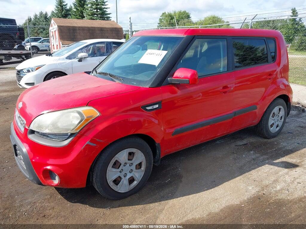 KNDJT2A58D7592407 2013 KIA SOUL photo no. 2