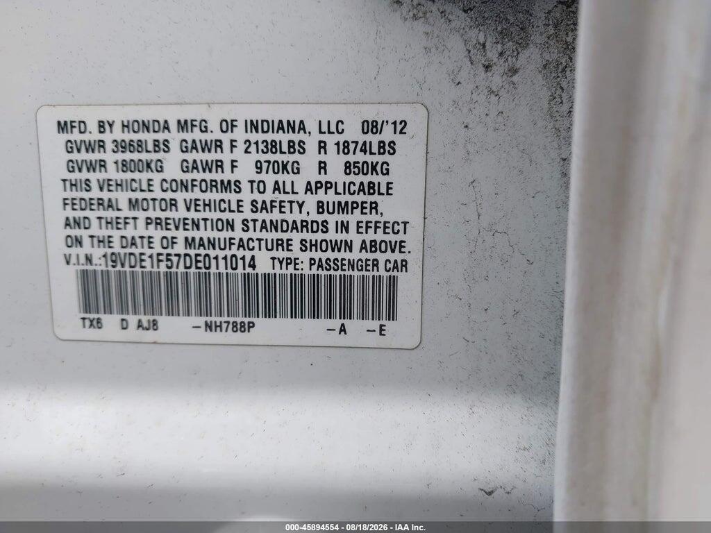 19VDE1F57DE011014 2013 ACURA ILX photo no. 9