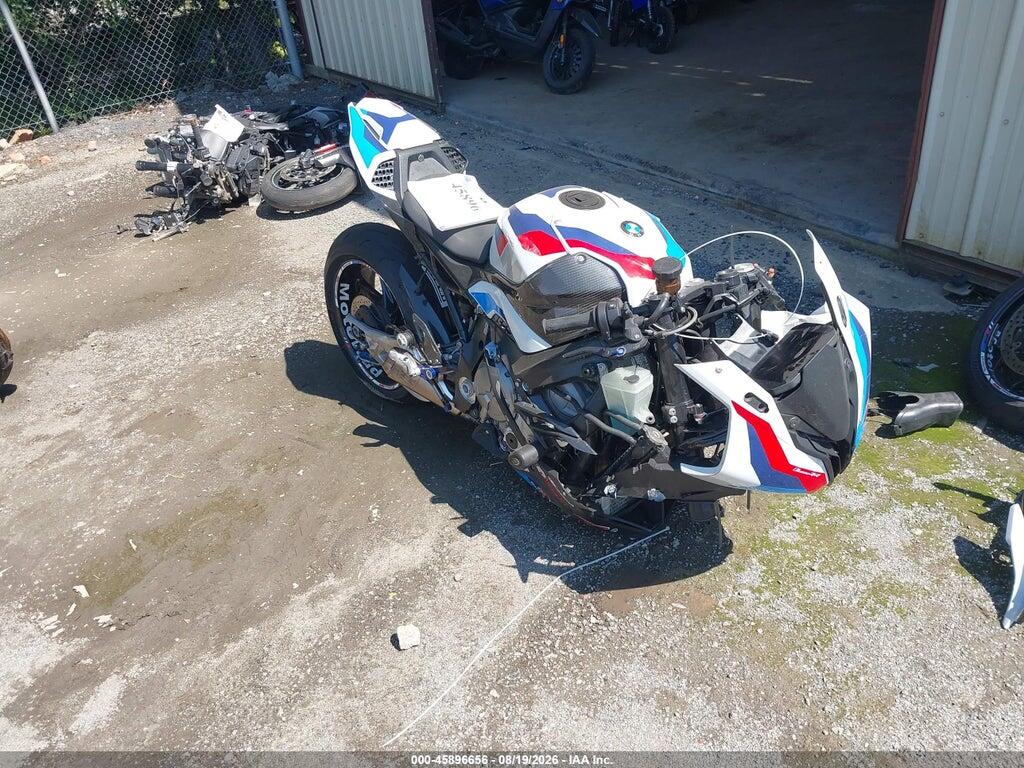 WB10E7305M6E84708 2021 BMW M 1000 photo no. 1