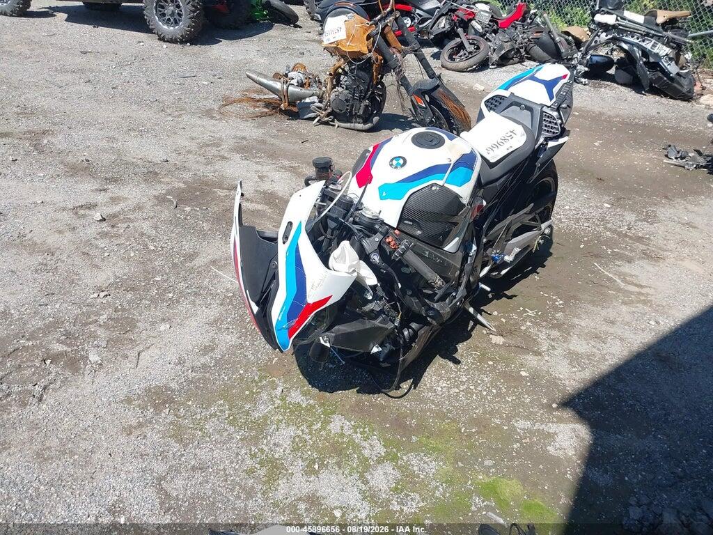 WB10E7305M6E84708 2021 BMW M 1000 photo no. 2