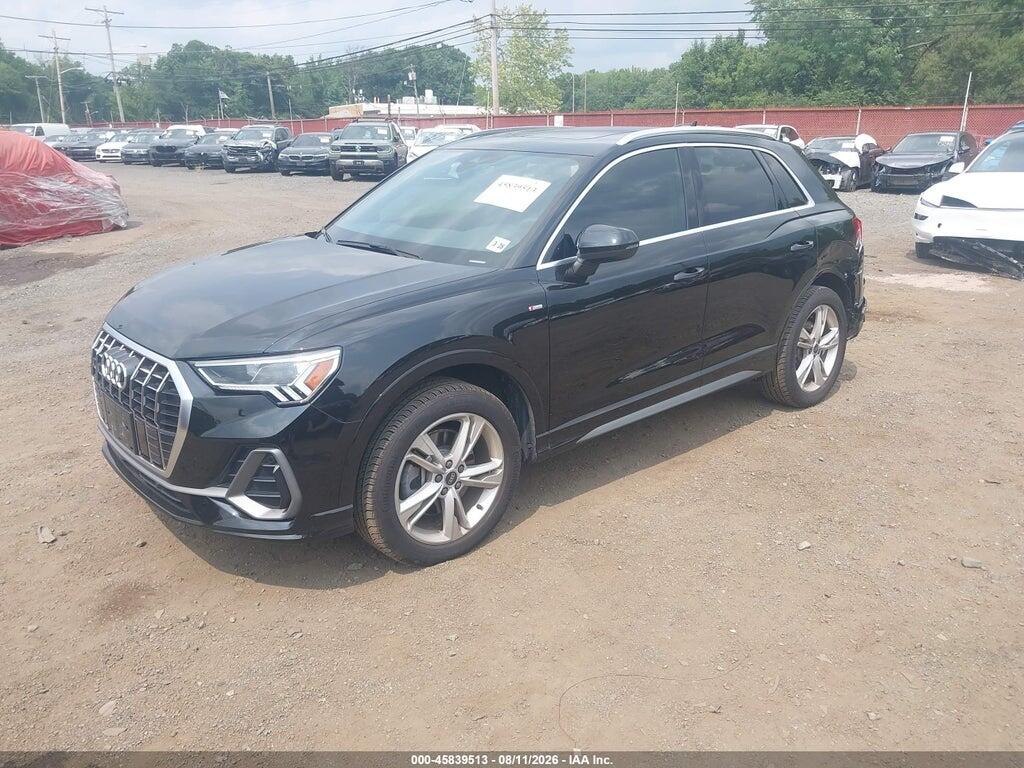 WA1DECF38P1047281 2023 AUDI Q3 photo no. 2