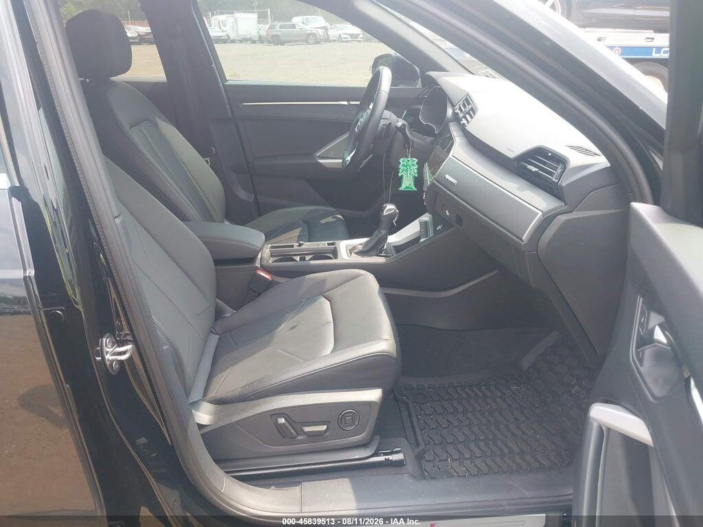 WA1DECF38P1047281 2023 AUDI Q3 photo no. 5