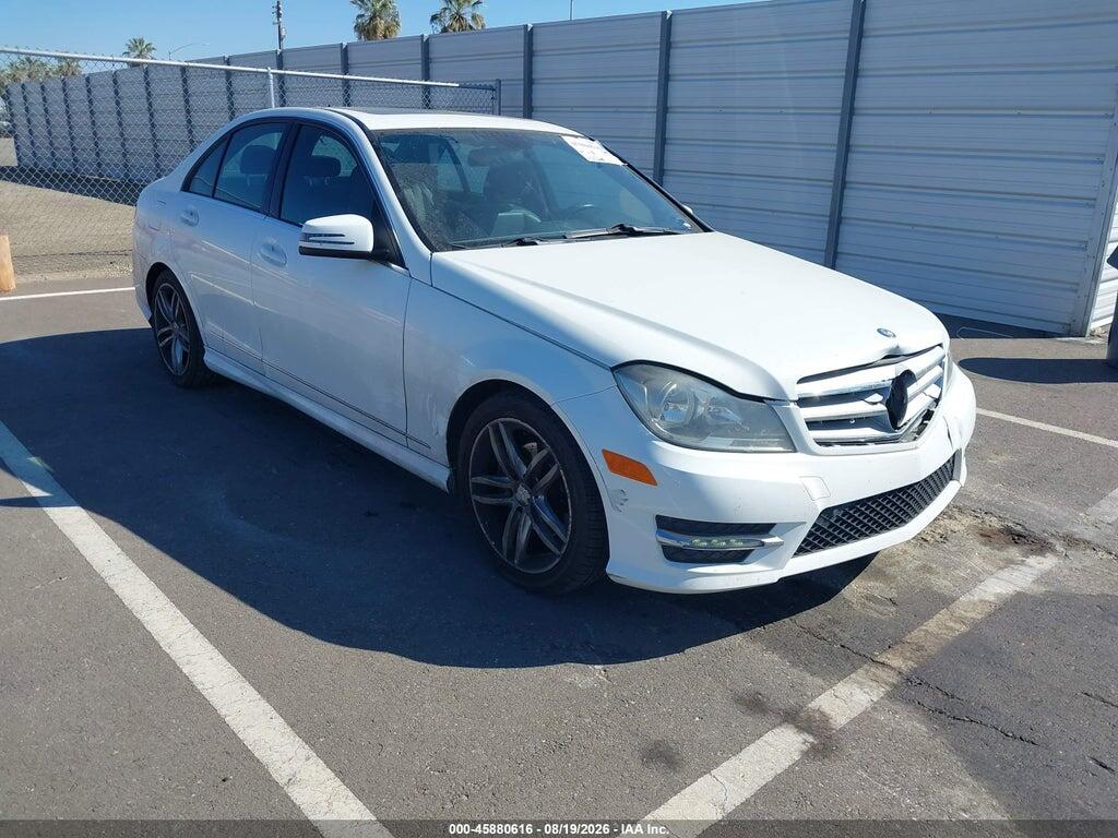 2013 MERCEDES-BENZ C 250 WDDGF4HB5DA862324